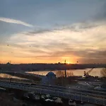 Hotel Karakoey In Karakoey Istambul