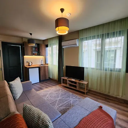 Hotel Karakoey In Karakoey *